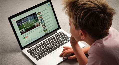ways  parents   kids safe  youtube blog