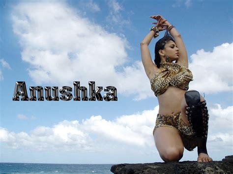 Anushka Shetty ~ Hottest Navels Of Indian People
