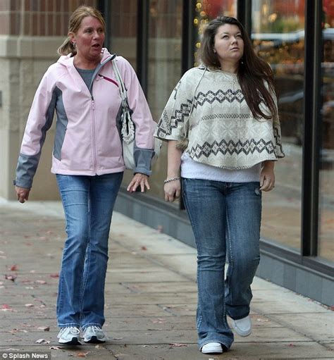 enjoying her freedom teen mom amber portwood joins her mother for some