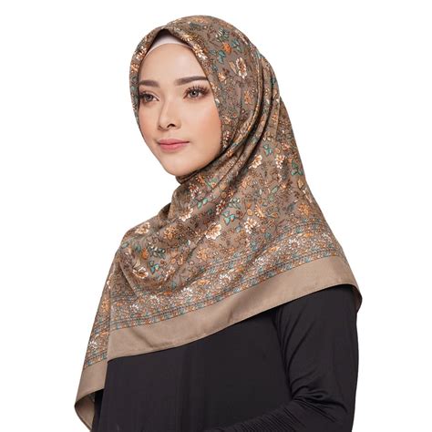 merk jilbab terkenal berkualitas  diminati