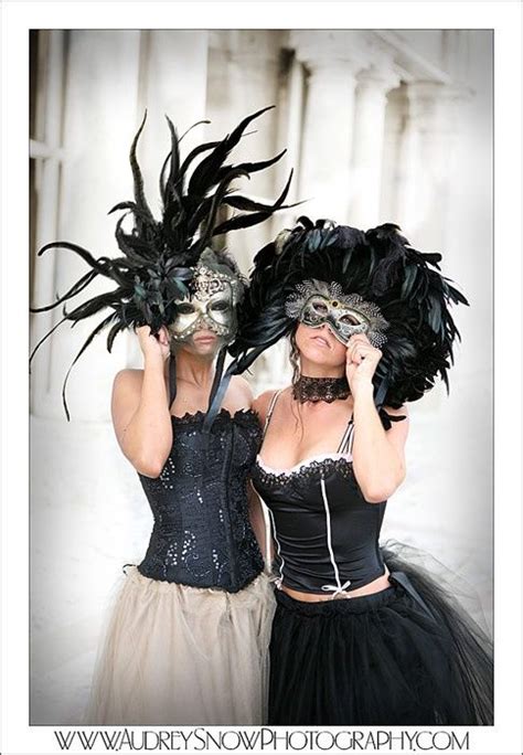 masquerade ball        party  attend butlersinthebuff