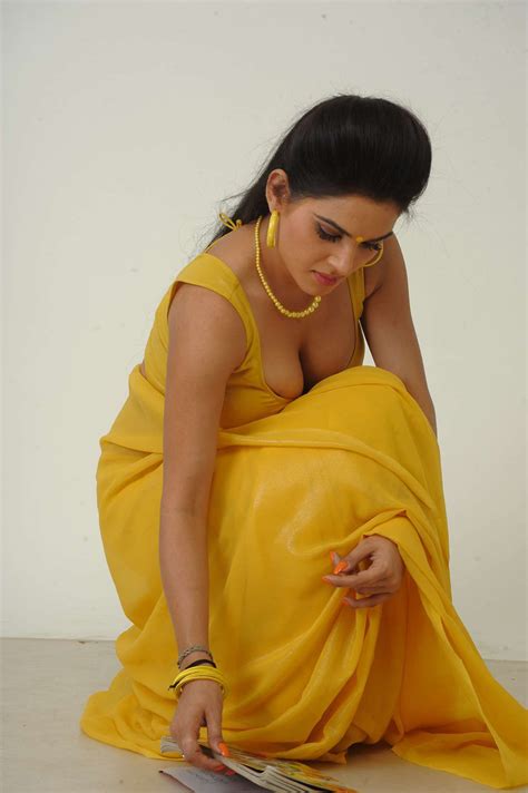 High Quality Bollywood Celebrity Pictures Kavya Singh