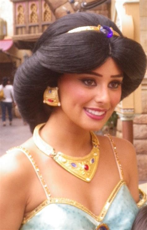 Jasmine Wigs Hairturners