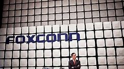 Foxconn Plans To Overhaul Sharp Execs After Takeover
