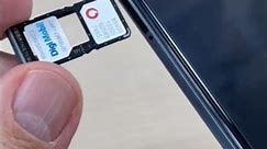 iPhone में 2 SIM card क्यों नहीं डलते हैं?