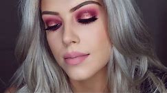 Rose Gold Glitter Smokey Eye | Huda Beauty Eyeshadow Palette | Chloe Boucher