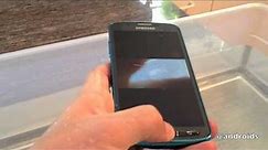 Samsung Galaxy S4 Active hands-on & waterproof testing