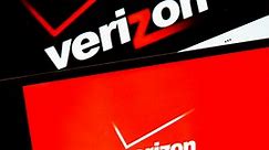 Verizon offers free iPhones to entice customers to sign up for 5G
