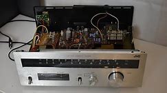 JVC JT-V31 (Full HD) A Look Inside - Vintage Stereo Tuner