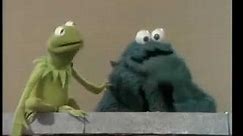 Classic Sesame Street - Kermit And Cookie Monster Talks About Feelings HQ