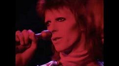 David Bowie - Moonage Daydream (Live at Hammersmith Odeon, London 1973) [4K Upgrade]