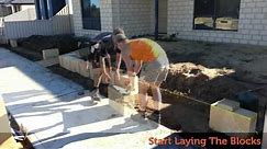 How to lay limestone blocks