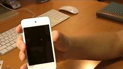 Unboxing: iPod touch 4G (8GB White)