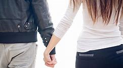 How to guide teen girls through love, relationships