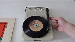 Vintage Realtone Solid State Portable Radio Phonograph Model #6201