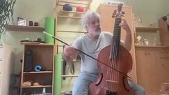 "The Old Humor," Tobias Hume (1605), performed by Russ Hodge, viola da gamba
