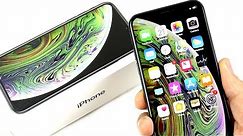 iPhone XS Unboxing and Size Comparison!