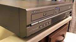 Samsung DVD-V2000 DVD+VCR/CD/CD-R/RW/MP3 Player Combo Recorder - Clean Condition