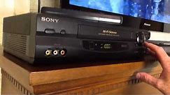 Sony slv-n55 black vcr vhs player recorder with remote