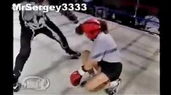 Man Destroys Women in a Boxing Match