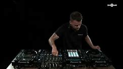 Pioneer DJ DJS-1000 Standalone Sampler performance | Gear4music