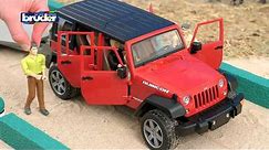 Bruder Toys Jeep Wrangler Unlimited Rubicon w/ Horse Trailer and Horse #02926