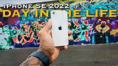 iPhone SE 2022 - Full Day in the Life Review