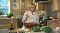 Martha Stewart's Cooking School:How to Chiffonade Kale