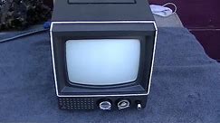 1972 Hitachi CU100 Vintage Solid State TV Tune Up