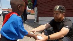 4-year-old superhero has the power to feed the homeless