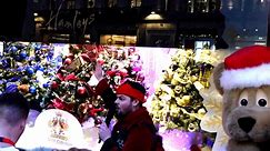 Moment Hamleys unveils Regent Street Christmas window display - video Dailymotion