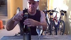 How to open a bottle of Cava