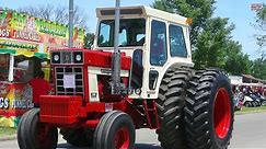 INTERNATIONAL HARVESTER Tractor Parade of Power