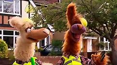Nuzzle and Scratch Frock & Roll: Builders - video Dailymotion