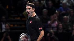 Federer defeats Djokovic in straight sets