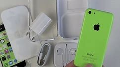 Green iPhone 5c unboxing and hands on