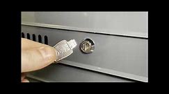 Jak wyjąć połamany klucz z zamka skrzynki pocztowej?