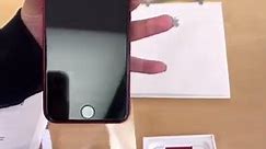 Unboxing an iPhone SE 64GB (PRODUCT)RED