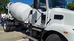 Mack MD7 - 3-4 Yard Concrete Mixer Truck