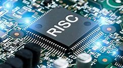 What is the RISC (Reduced Instruction Set Computing) computer architecture?