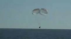 See moment SpaceX crew splashes down