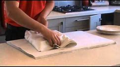 How to pack china plates - A packing to move house video guide from Bournes Removals
