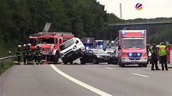 Unfall auf A7 bei Hamburg löst Vollsperrung aus