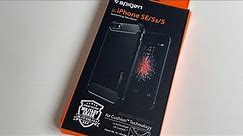 Spigen Rugged Armor Case Black for iPhone SE (2016) Unboxing