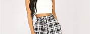 Black and White Plaid Pants Women Outfits
