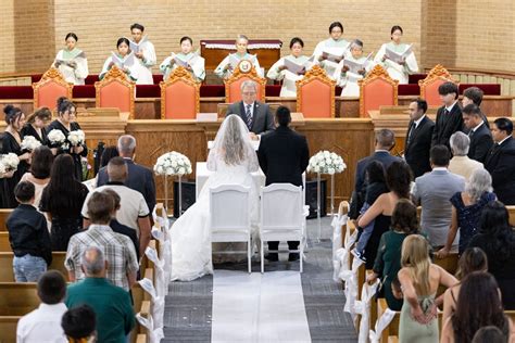 Helpful Tips for Brides on the Wedding Day | Complete Weddings + Events ...