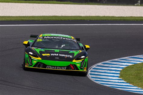 SRO GT news: A dozen cars facing investigation following chaotic GT4 ...