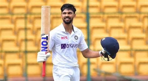 Ruturaj Gaikwad wages lone battle in Duleep Trophy, joins the race for ...