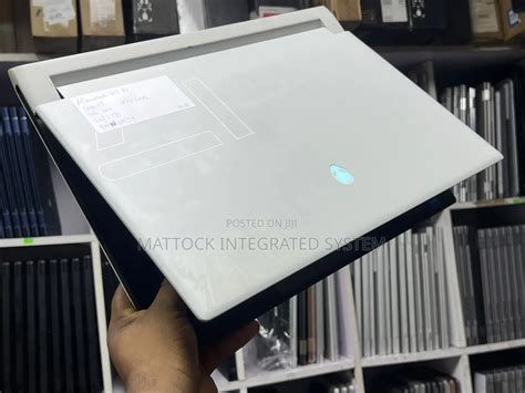 Laptop Dell Alienware X17 R2 32GB Intel Core I9 SSD 2T in Ikeja ...