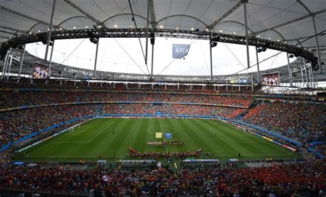 Goles maravillosos de la Copa Mundial: Arjen Robben v España (2014)
